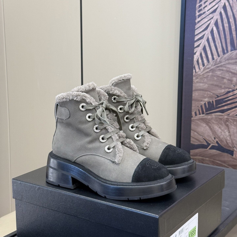 Ch*el boots